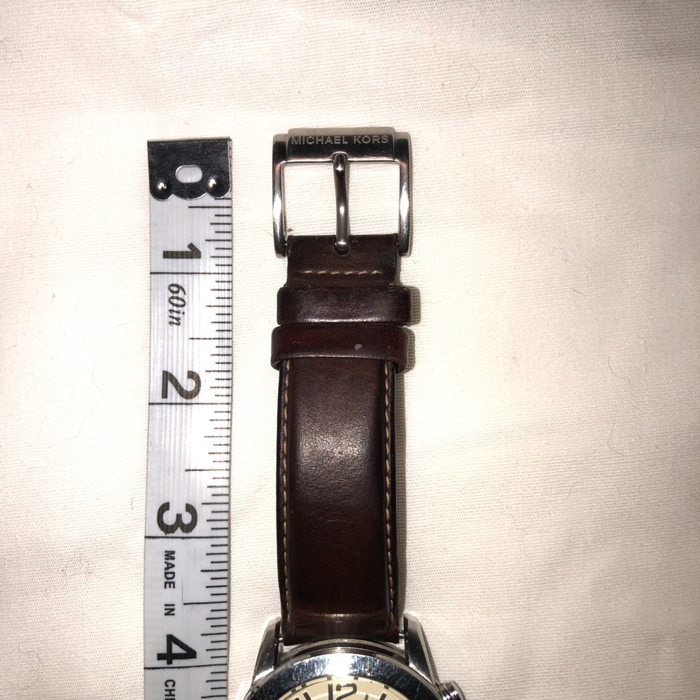 Michael Kors watch, chronograph style-leather band - Picture 8 of 8